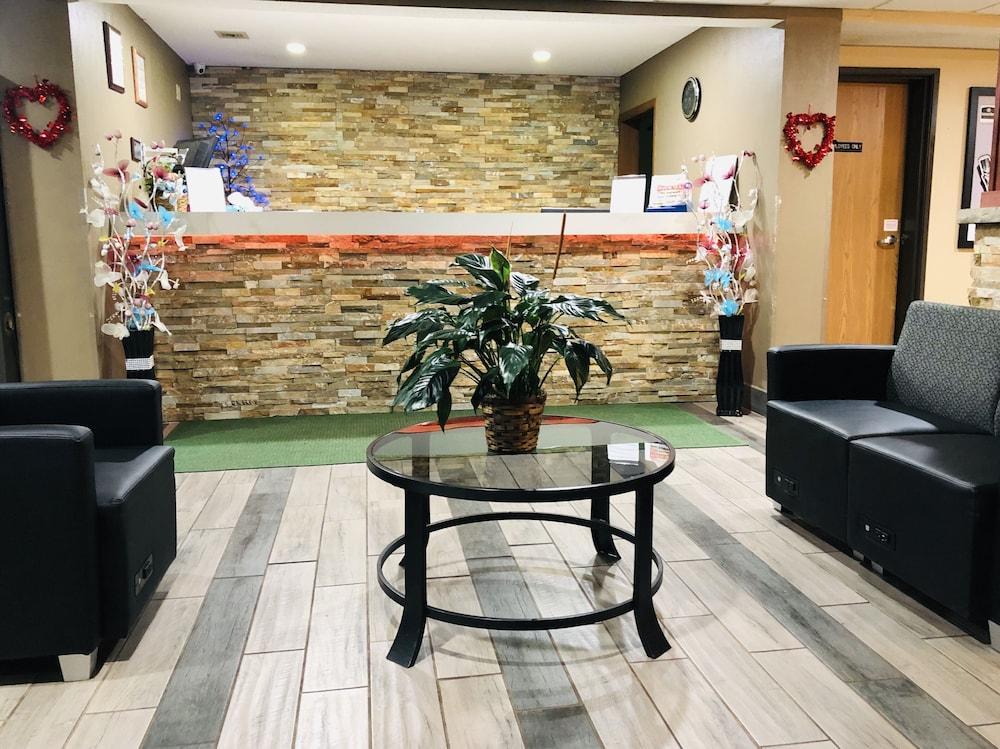 Americinn By Wyndham Wisconsin Columbus