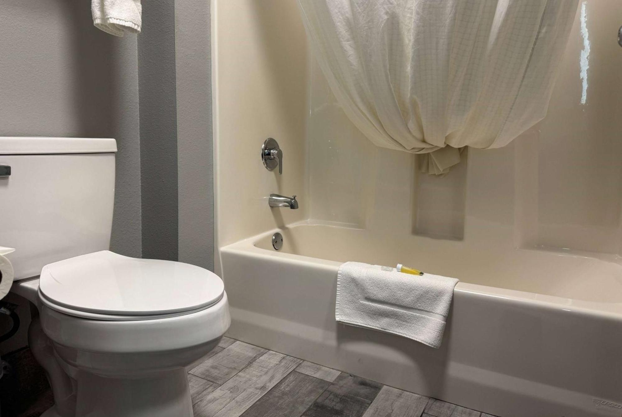 Americinn By Wyndham Wisconsin 2*